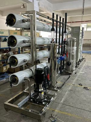 Guter Preis Hohe Salzgehalt Brackwasser RO-System Siemens PLC-Gesteuert für 5-45.C Futterwasser Online