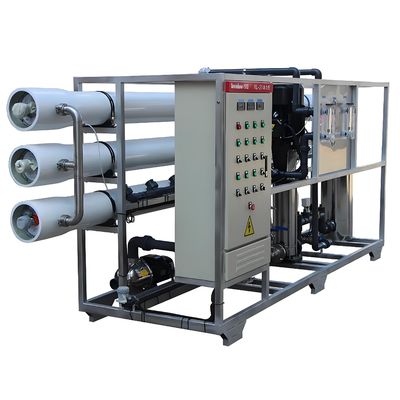 Guter Preis 98% Salzabstoßung Brackwasser RO-System mit Siemens PLC-Steuerung Online