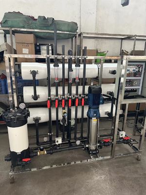 Guter Preis 5 Stufen Umkehrosmoseanlage Wasserfilterungssystem 1000-10000 Gallonen pro Tag Online