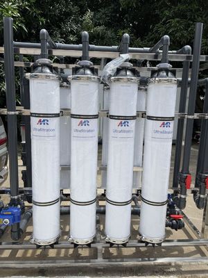 Guter Preis Anpassbares PVDF-Ultrafiltrationssystem für die vielseitige Abwasserbehandlung Online
