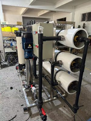 Guter Preis 50-75% Brackwasser RO-System mit einer Kapazität von 100-1000 M3/Tag Online