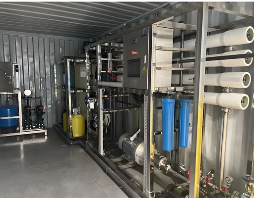 Guter Preis 50-70% Rückgewinnungsrate Containerisiertes RO-System mit Grundfos- / CNP-Pumpe Online