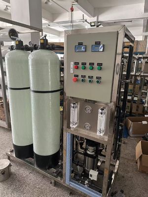 Guter Preis Kommunale Wasserquelle Umkehrosmose-System 10-50 M3/Stunde 5-7 Stufen Kommerzielle RO-Wasserbehandlung Online